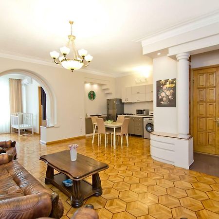 Seaside Luxury Apartment Batumi Zewnętrze zdjęcie